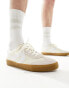 Levi's Sneak trainer in cream suede mix with gum sole