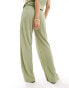 Vero Moda Petite plisse wide leg trouser co-ord in khaki Зеленый, L - EU 40 - фото #5