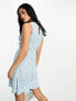 Фото #3 товара Daisy Street smock mini dress in blue ditsy