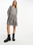 Miss Selfridge tiered smock dress in grey slub 34 - фото #5