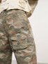 Фото #3 товара Cotton:On relaxed cargo pants in camo wash