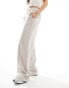 Фото #4 товара Pieces tailored wide leg trousers in light grey