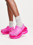 Фото #1 товара Crocs mega crush clogs in juice