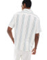 Фото #4 товара Hollister dobby short sleeve striped shirt in off white