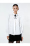 Фото #32 товара Рубашка Koton с винтажным видом, с деталями брошь, воздушными рукавами, текстурированная