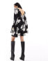 ASOS DESIGN viscose slash neck mini dress with v-back detail in floral script print Schriftzug-Blumenmuster, 32 - фото #4