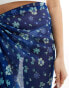 Фото #5 товара Cotton On sarong with carry bag set in blue tropical floral