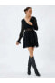 Фото #1 товара Kruvaze Yaka Tül Mini Elbise Dantel Detaylı Uzun Kollu Bol Kalıp Siyah