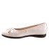 Фото #4 товара Trotters Dellis T2054-115 Womens Beige Wide Leather Ballet Flats Shoes 7.5