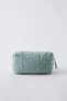 LEAF TEXTURE TOILETRY BAG