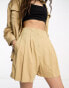 Фото #2 товара ASOS DESIGN Petite seamed waist short with linen in neutral