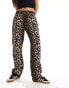 ASOS DESIGN 90s Straight jean in leopard print