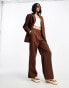 Фото #1 товара Miss Selfridge slouchy dad trouser in brown - BROWN - BROWN