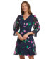 ფოტო #3 პროდუქტის Women's Printed V-Neck Ruffle-Hem Dress