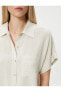 Kadın Kısa Kollu Düğmeli Klasik Yaka Keten Karışımlı Gömlek 4SAK60026PW