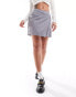 Фото #4 товара Pimkie wrap detail mini skirt in grey pinstripe