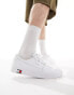 Фото #1 товара Tommy Jeans vulcanized essential trainers in white