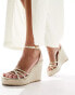 Glamorous Wide Fit – Espadrilles-Sandalen in Gold mit Keilabsatz, weite Passform