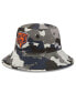 ფოტო #1 პროდუქტის Men's Camo Chicago Bears 2022 NFL Training Camp Official Mascot Bucket Hat