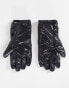 COLLUSION Unisex – Wattierte Handschuhe in schwarzer Wet-Look-Optik