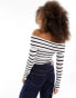 Фото #4 товара Pull&Bear off shoulder long sleeved top in black & white stripe