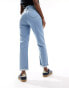 DTT Lou mom jeans in light blue wash