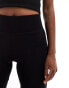 Фото #5 товара Stradivarius deep waistband sculpt flare in black