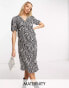 Фото #1 товара Mamalicious Maternity short sleeved midi dress in zebra print