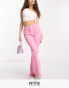 Фото #2 товара Pieces Petite Peggy flared jeans in pink