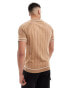 Brave Soul textured knit trophy neck polo in tan Коричневый, S - 91-97 CM - фото #4