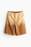 Фото #6 товара Frayed-edge Bermuda Shorts
