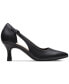 ფოტო #2 პროდუქტის Women's Kataleyna Rae Side-Cutout Comfort Pumps