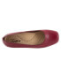 Фото #8 товара Trotters Sabine T2255-642 Womens Red Leather Slip On Ballet Flats Shoes