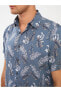 Фото #4 товара Рубашка мужская LC WAIKIKI Classic Regular Fit расклешенная с коротким рукавом