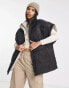 Фото #2 товара UGG Sydnee reversible puffer vest jacket in black