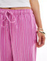 Фото #3 товара Stradivarius STR Petite linen look pull on trouser in pink stripe