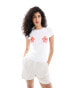 ASOS DESIGN baby tee with red hibiscus flower graphic in white Бежевый, S - EU 36-38 - фото #4