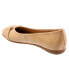 Фото #10 товара Trotters Sizzle T1251-180 Womens Beige Extra Wide Ballet Flats Shoes