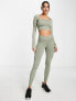 Фото #4 товара Puma Studio Granola sculpted leggings with v-wasitband in muted khaki