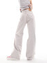 Фото #3 товара Levi's Ribcage wide leg jeans in white wash