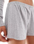 Monki – Baumwoll-Shorts aus Pointelle-Jersey in meliertem Grau, Kombiteil Grau Meliert, 2XS - EU 32 - фото #5