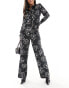 Фото #2 товара JDY wide leg trouser co-ord in black floral print