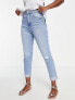 Фото #4 товара Urban Bliss slim jeans with busted knee in light wash