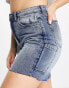 Urban Bliss carpenter bermuda short in mid wash blue