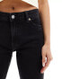 Monki Ako comfort stretch slim leg jeans in black wash Черный, W32 - фото #2