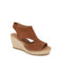 Фото #1 товара Women's Cody Pull-On Sandals