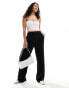 Фото #4 товара Cotton On 2 pack twist front bandeau crop top black white