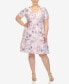 ფოტო #1 პროდუქტის Plus Size Floral Short Sleeve Knee Length Dress