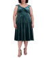 Фото #1 товара Plus Size Sleeveless Velvet Midi Dress