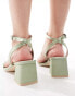 Be Mine Wide Fit Bridal Ruhi low block heeled sandals in sage Salbeigrüner Satin, 36 - фото #3